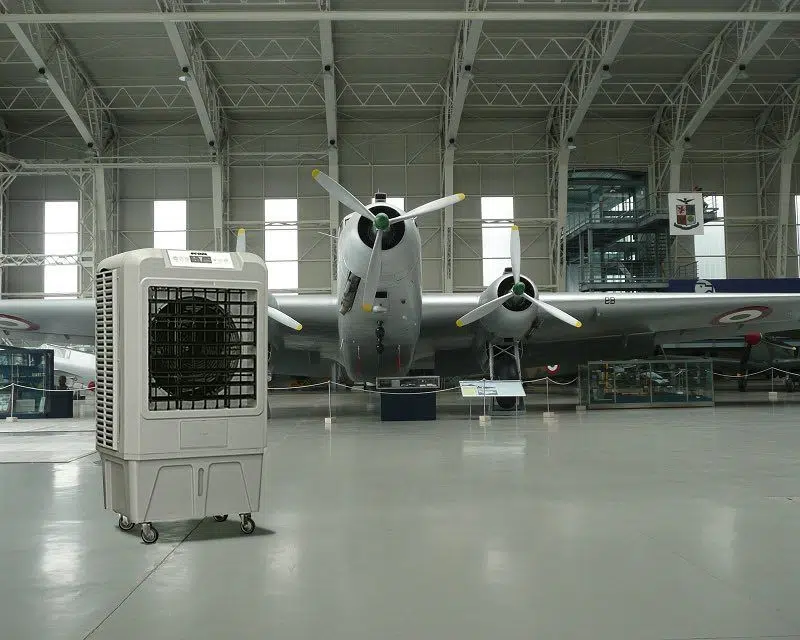 Enfriador_evaporativo_hangar